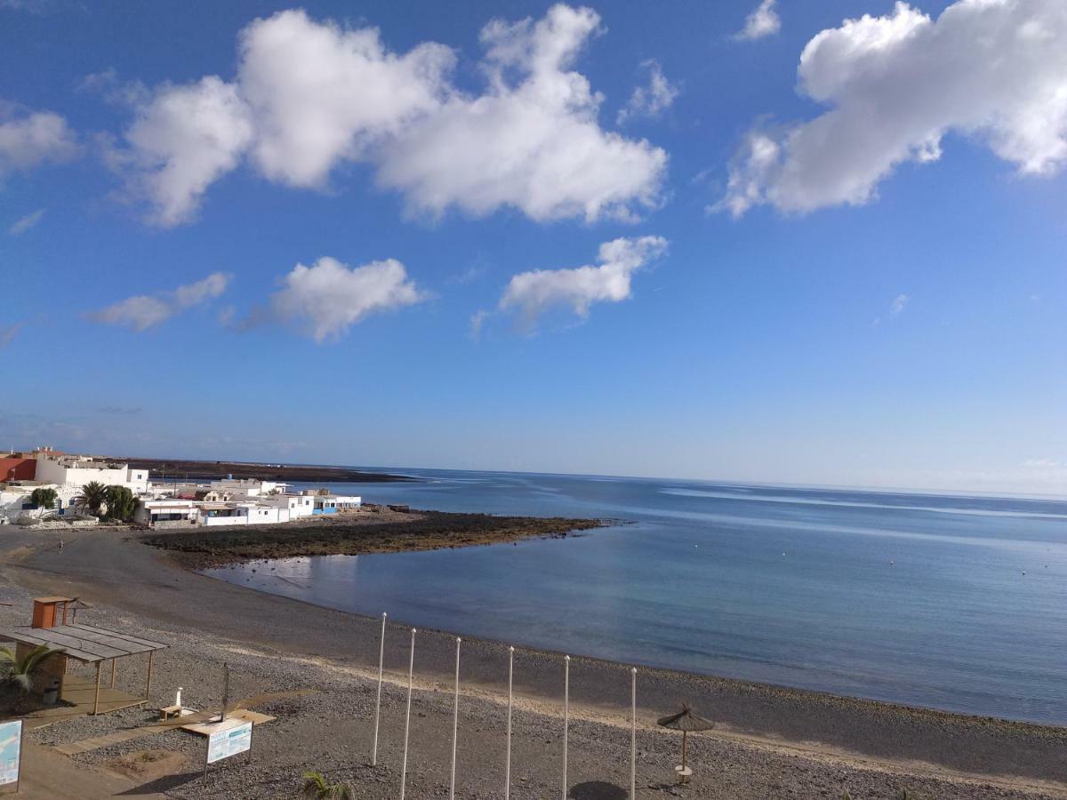 Ocean Front Apartment Tetir エクステリア 写真